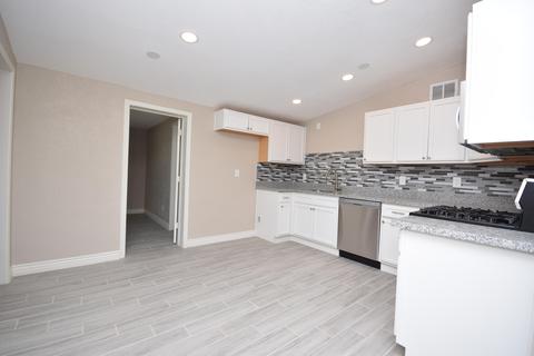 1648 E Kelton Ln, Phoenix, AZ 85022 photo 5