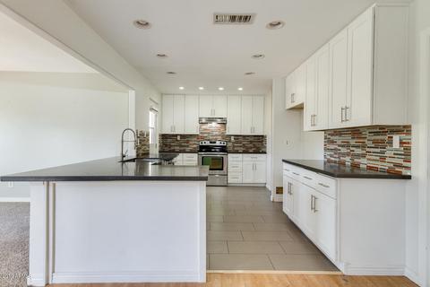 4026 E Blanche Dr, Phoenix, AZ 85032 photo 8