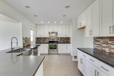 4026 E Blanche Dr, Phoenix, AZ 85032 photo 2