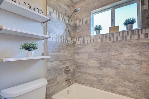 719 E Wesleyan Dr, Tempe, AZ 85282 photo 22
