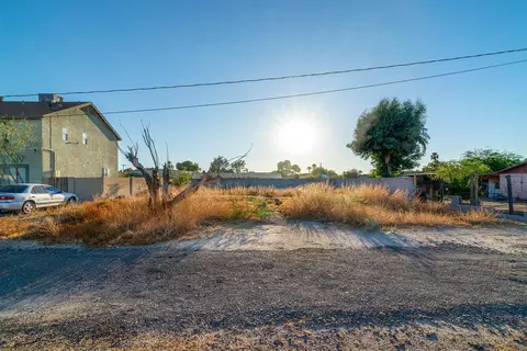 728 E Apollo Rd, Phoenix, AZ 85042 photo 12