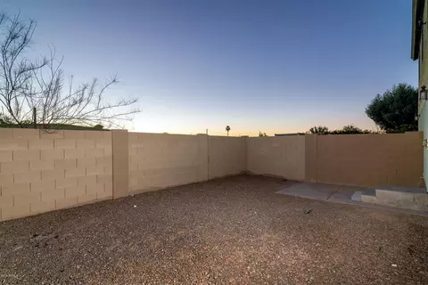 728 E Apollo Rd, Phoenix, AZ 85042 photo 5