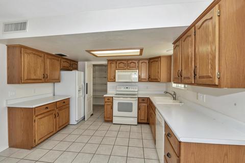 1457 E 3rd Pl, Mesa, AZ 85203 photo 8