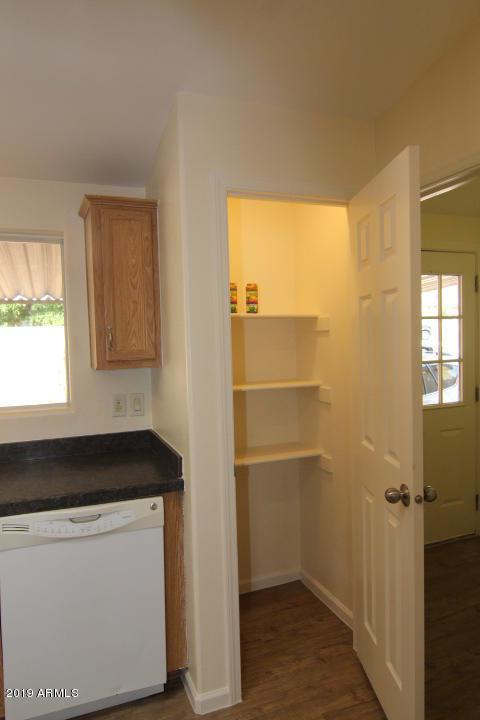 2425 E Tonto Ln, Phoenix, AZ 85050 photo 8