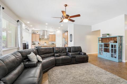 737 E Sipapu Dr, Gilbert, AZ 85297 photo 6