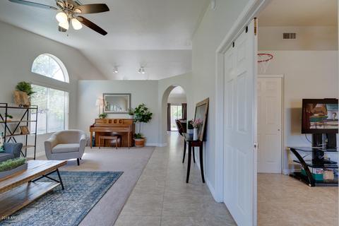 2263 E Leonora St, Mesa, AZ 85213 photo 3