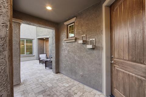 3609 E Half Hitch Pl, Phoenix, AZ 85050 photo 3