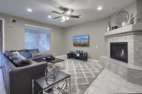 3609 E Half Hitch Pl, Phoenix, AZ 85050 photo 11