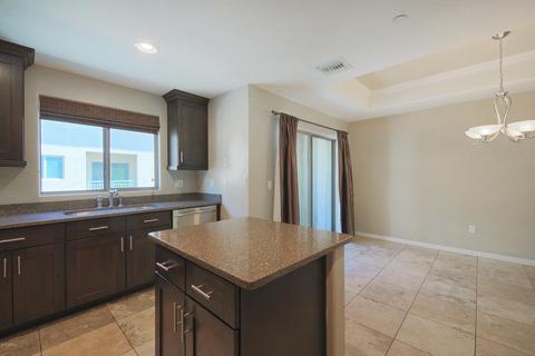 815 E Rose Ln #127, Phoenix, AZ 85014 photo 7