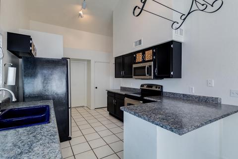 15821 N 39th Pl, Phoenix, AZ 85032 photo 11