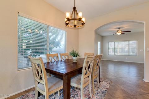 846 W Kroll Ave, Gilbert, AZ 85233 photo 4