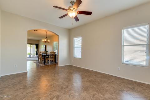 846 W Kroll Ave, Gilbert, AZ 85233 photo 3
