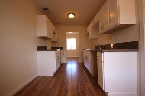 2162 E Parkway Dr, Phoenix, AZ 85040 photo 9
