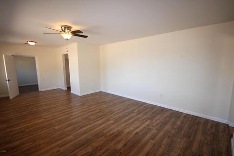 2162 E Parkway Dr, Phoenix, AZ 85040 photo 5