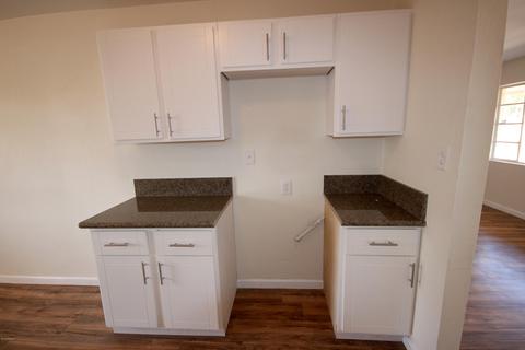 2162 E Parkway Dr, Phoenix, AZ 85040 photo 11