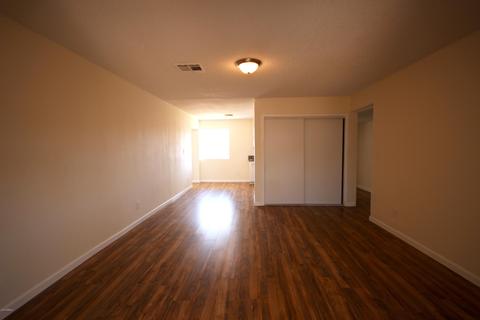 2248 E Chipman Rd, Phoenix, AZ 85040 photo 12