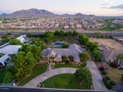 2677 E Haymore Ct, Gilbert, AZ 85298 photo 11