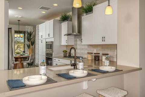 529 E Brisa Dr, Phoenix, AZ 85085 photo 6