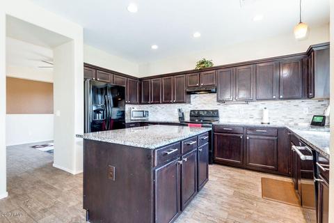 1776 S Falcon Dr, Gilbert, AZ 85295 photo 8