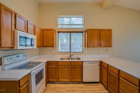 1575 E Stanford Ave, Gilbert, AZ 85234 photo 2