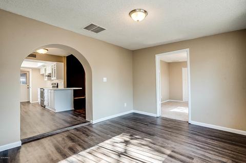 4658 N 77th Ave, Phoenix, AZ 85033 photo 8