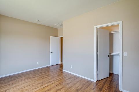 2833 S 65th Ln, Phoenix, AZ 85043 photo 13