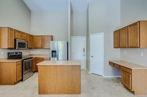 2833 S 65th Ln, Phoenix, AZ 85043 photo 6