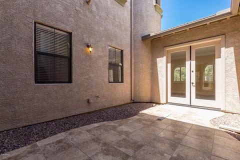 3205 E Branham Ln, Phoenix, AZ 85042 photo 3