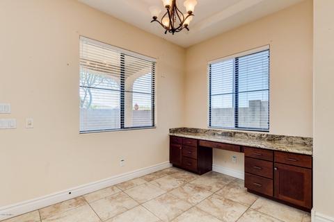 3205 E Branham Ln, Phoenix, AZ 85042 photo 11