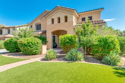 2578 E Lodgepole Dr, Gilbert, AZ 85298 photo 3