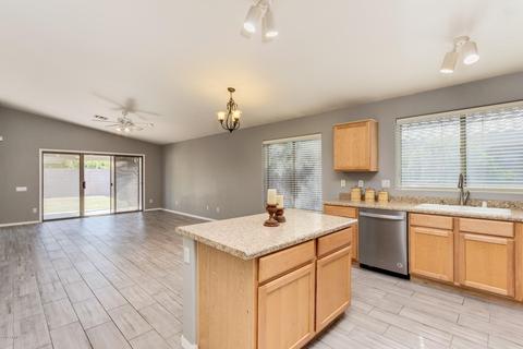 3939 E Vaughn Ave, Gilbert, AZ 85234 photo 9