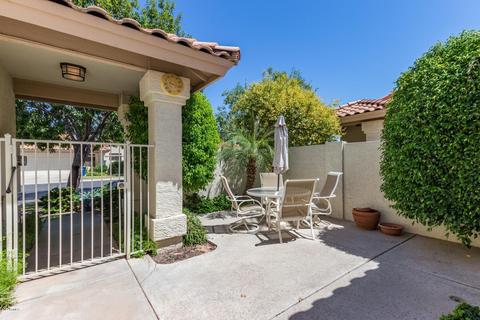 981 E Todd Dr, Tempe, AZ 85283 photo 3
