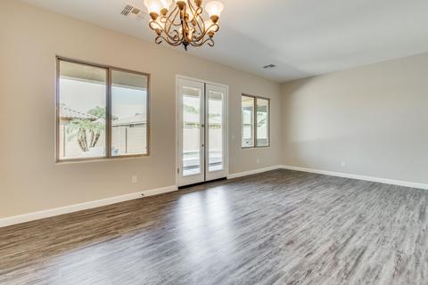 2686 E Hampton Ln, Gilbert, AZ 85295 photo 3