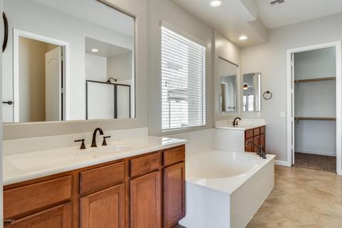 2686 E Hampton Ln, Gilbert, AZ 85295 photo 18