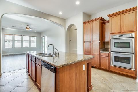 2686 E Hampton Ln, Gilbert, AZ 85295 photo 11