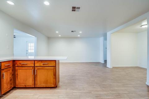 4625 E Park St, Phoenix, AZ 85042 photo 8