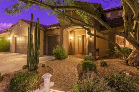 3737 Ember Glow Way, Phoenix, AZ 85050 photo 1