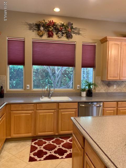 547 E Parkview Dr, Gilbert, AZ 85295 photo 14