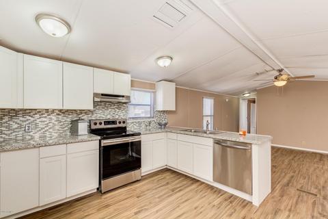 2850 W Saddle Butte St, Apache Junction, AZ 85120 photo 3