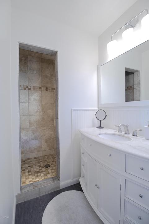 3115 E Sells Dr, Phoenix, AZ 85016 photo 12