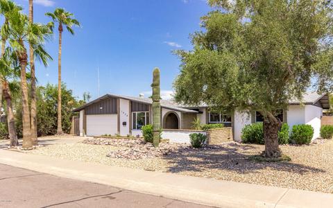 1930 E Magdalena Dr, Tempe, AZ 85283 photo 2
