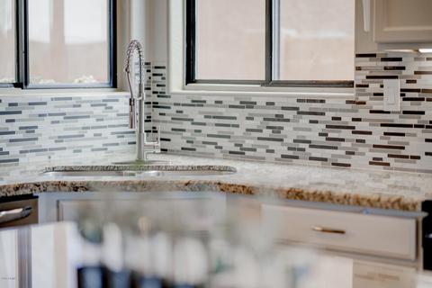 2115 E Greenlee Ave, Apache Junction, AZ 85119 photo 9