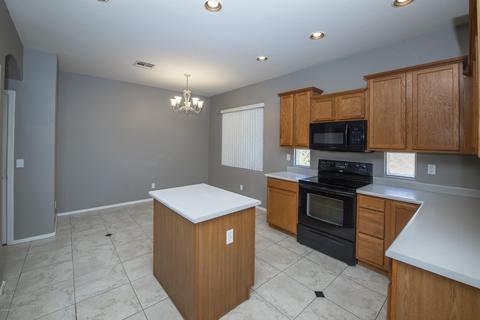 10119 E Posada Ave, Mesa, AZ 85212 photo 7
