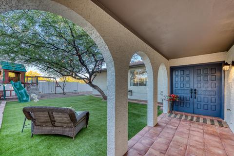 10309 E Fenimore Rd, Mesa, AZ 85207 photo 1