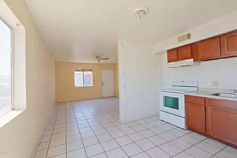 4211 S 3rd St, Phoenix, AZ 85040 photo 4