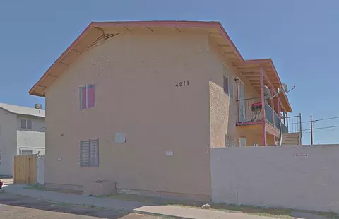 4211 S 3rd St, Phoenix, AZ 85040 photo 3