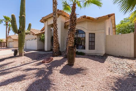 1219 W Iris Dr, Gilbert, AZ 85233 photo 3