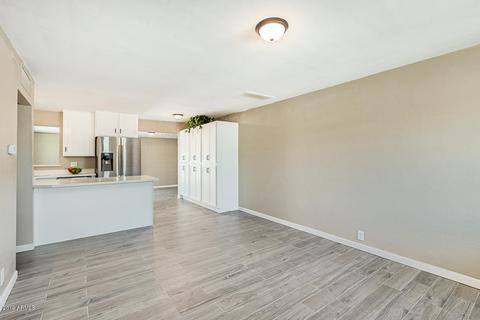 805 Echo Ln, Phoenix, AZ 85020 photo 7