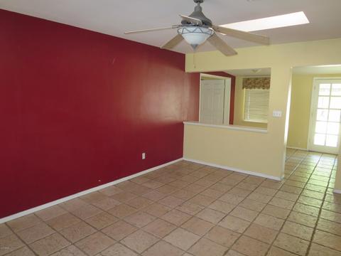 118 E Loma Ln, Phoenix, AZ 85020 photo 5