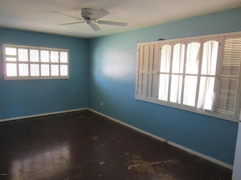 118 E Loma Ln, Phoenix, AZ 85020 photo 13